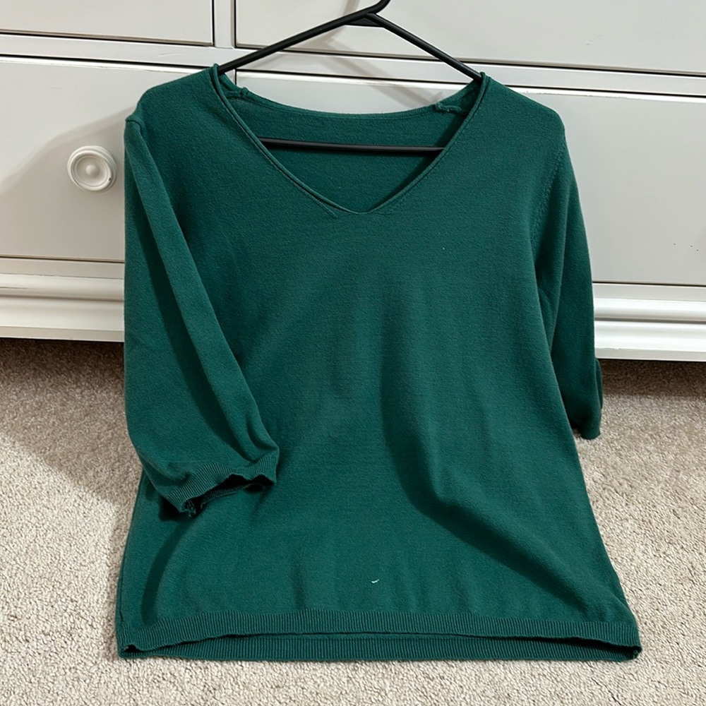Short sleeves sweater top